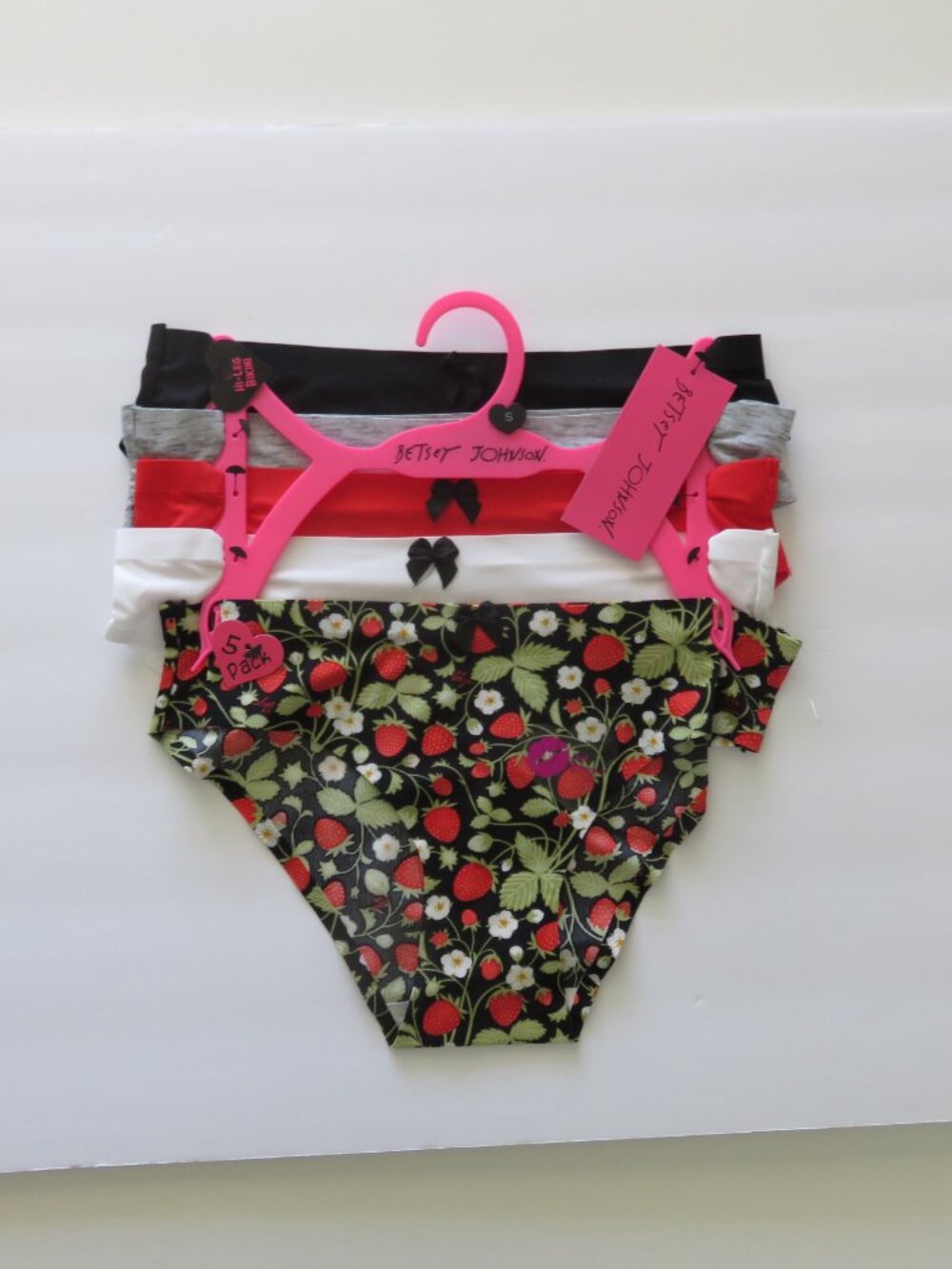 (#112) Betsey Johnson 5-pack Hipster Hi-Leg Bikini Panties Underwear